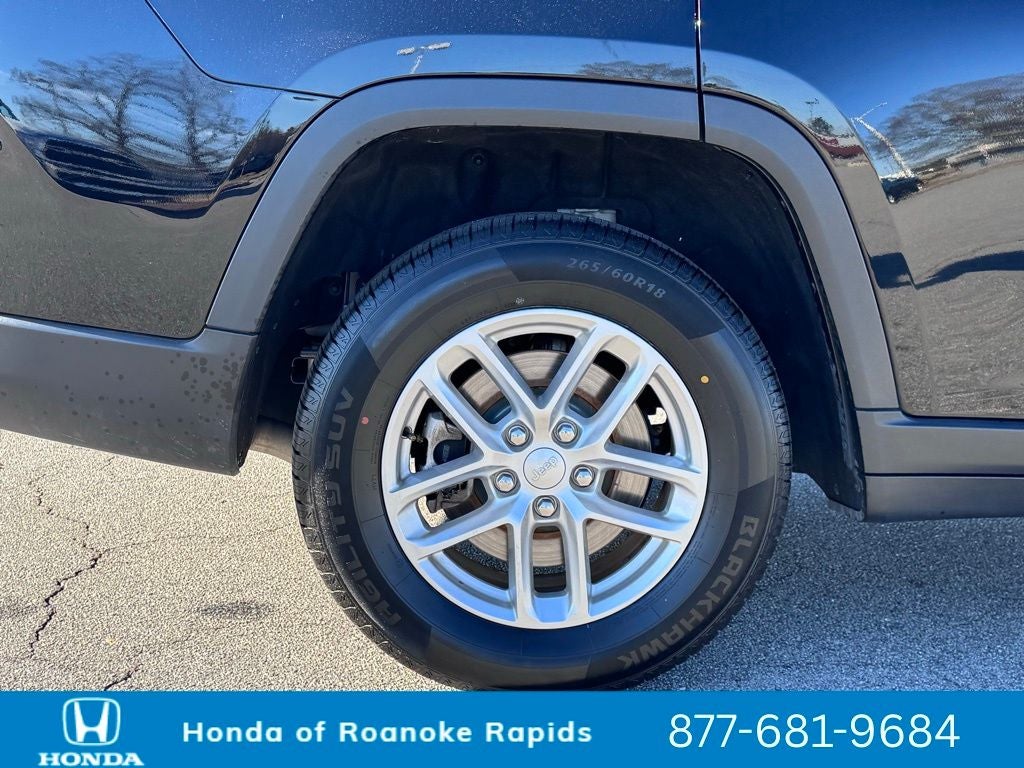 2023 Jeep Grand Cherokee L Laredo